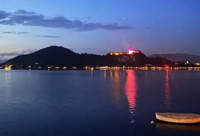 Fwl Italian Romance On The * Arona